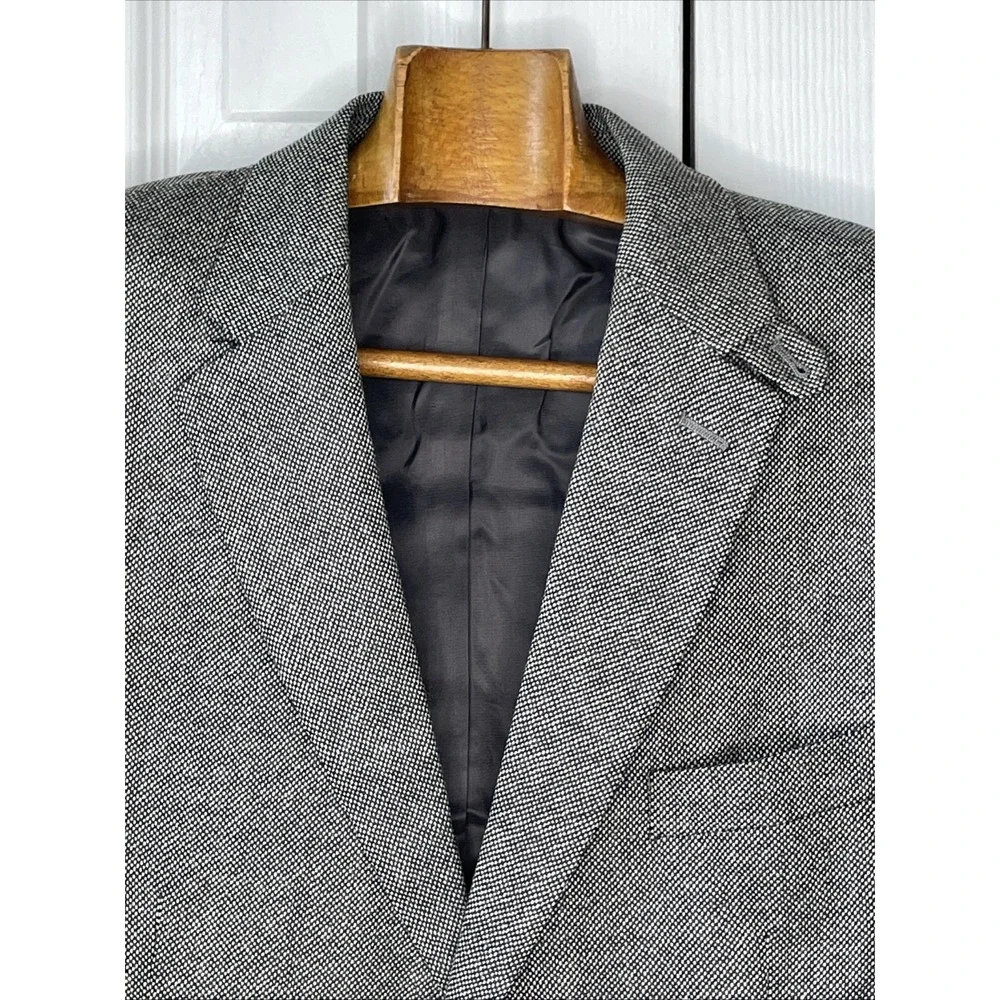 Michael Kors Men's Classic-Fit 100% Lambs Wool Sport Coat Jacket Black Plaid 44L